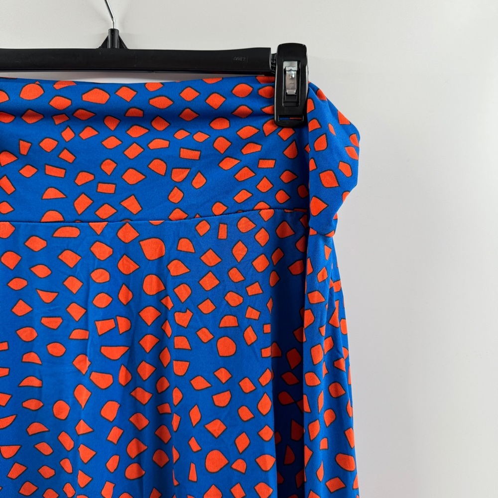 LuLaRoe Azure Skirt NWT – Women’s 2XL Blue & Red Speckled Print - Picture 2 of 4